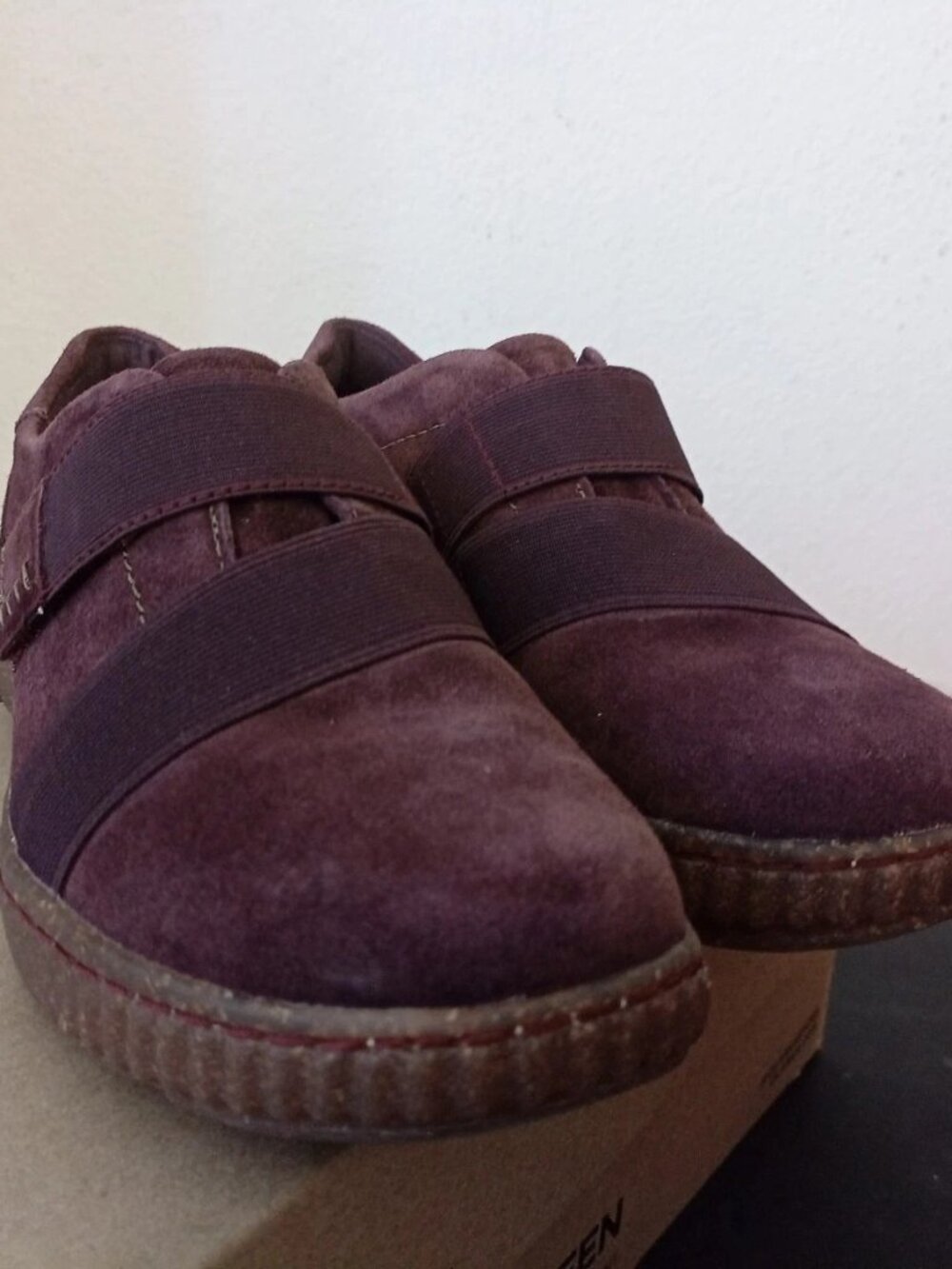 Clarks Women's Caroline Holly Oxford Shoes Burgendy US 7 Brand New!!
